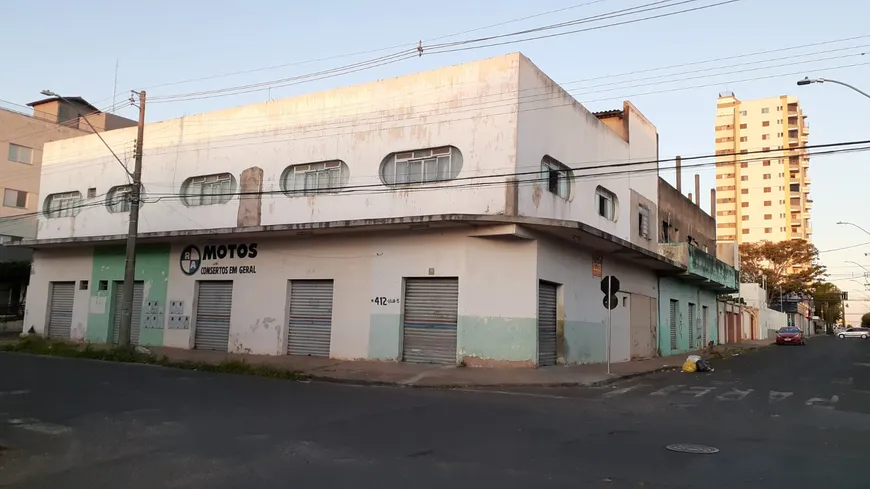 Foto 1 de Sobrado com 5 Quartos à venda, 705m² em Nossa Senhora Aparecida, Uberlândia