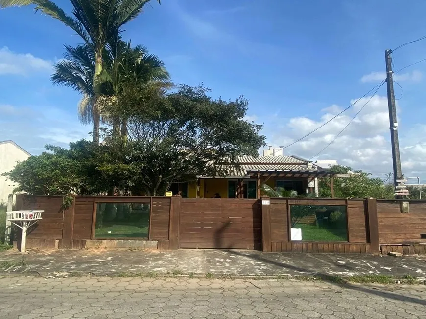 Foto 1 de Casa com 3 Quartos à venda, 250m² em Gravata, Navegantes