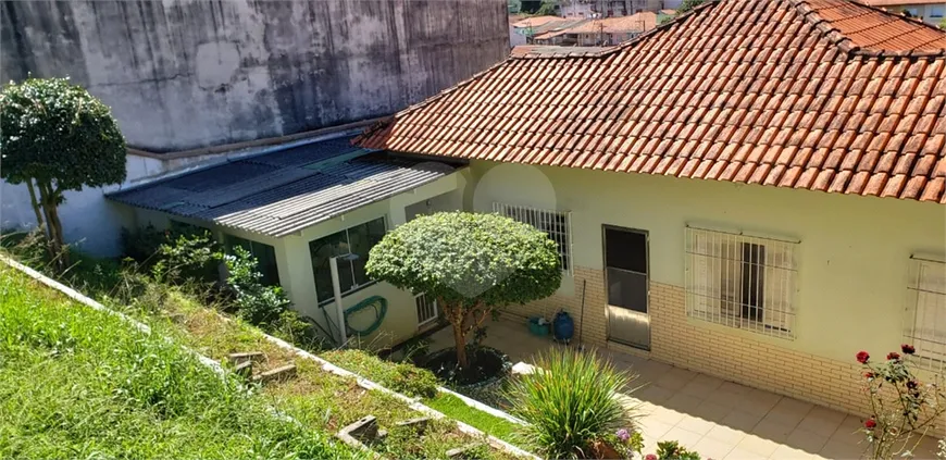 Foto 1 de Casa com 3 Quartos à venda, 600m² em Horto Florestal, São Paulo