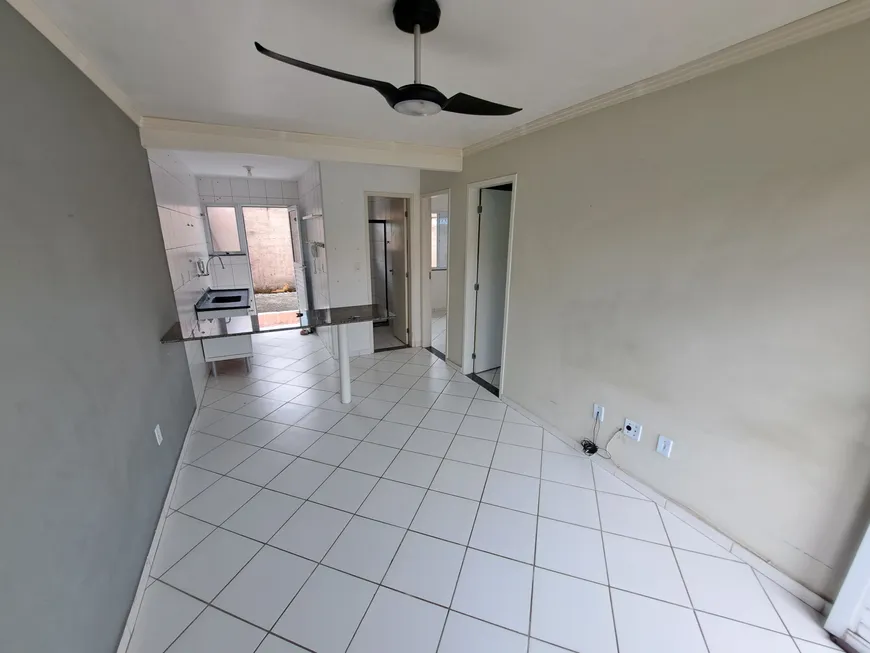 Foto 1 de Casa com 2 Quartos à venda, 45m² em Santa Cruz da Serra, Duque de Caxias