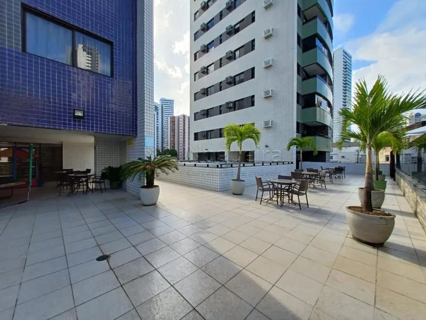 Foto 1 de Apartamento com 3 Quartos à venda, 106m² em Boa Viagem, Recife