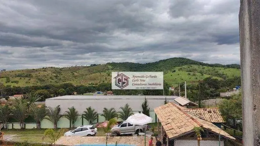 Foto 1 de Fazenda/Sítio com 3 Quartos à venda, 1250m² em Barreiro Rural, Taubaté