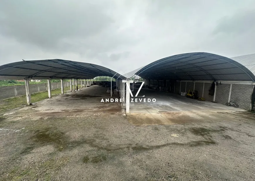 Foto 1 de Galpão/Depósito/Armazém para alugar, 2000m² em Jardim Itambi Itambi, Itaboraí