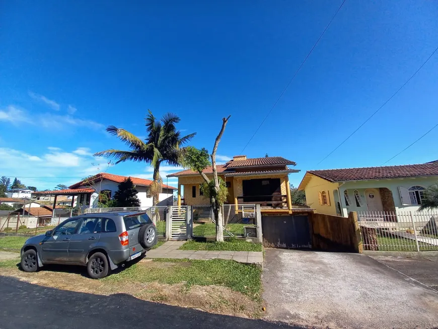 Foto 1 de Casa com 3 Quartos à venda, 233m² em Vila Floresta II, Criciúma