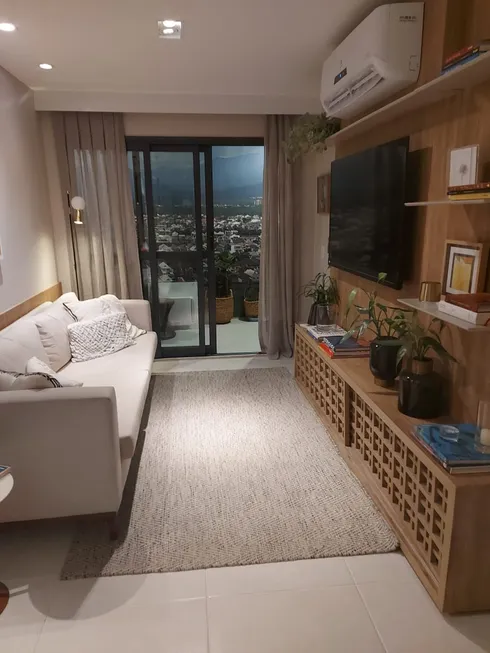 Foto 1 de Apartamento com 2 Quartos à venda, 52m² em Barra da Tijuca, Rio de Janeiro