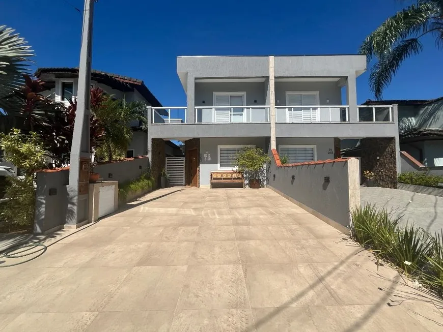 Foto 1 de Casa de Condomínio com 3 Quartos à venda, 170m² em Morada da Praia, Bertioga