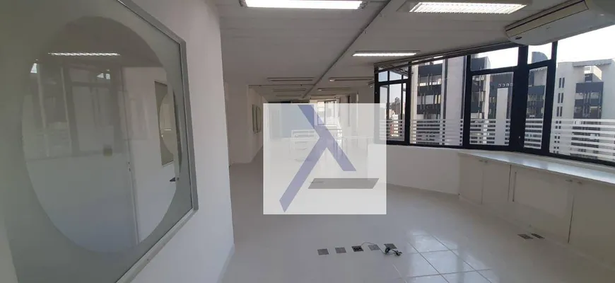 Foto 1 de Sala Comercial para alugar, 220m² em Cidade Monções, São Paulo