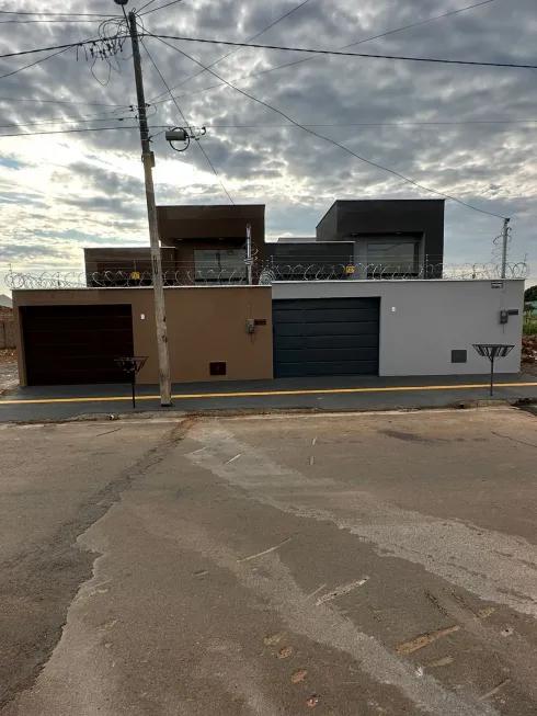 Foto 1 de Casa com 3 Quartos à venda, 120m² em Jardim Boa Esperança, Aparecida de Goiânia