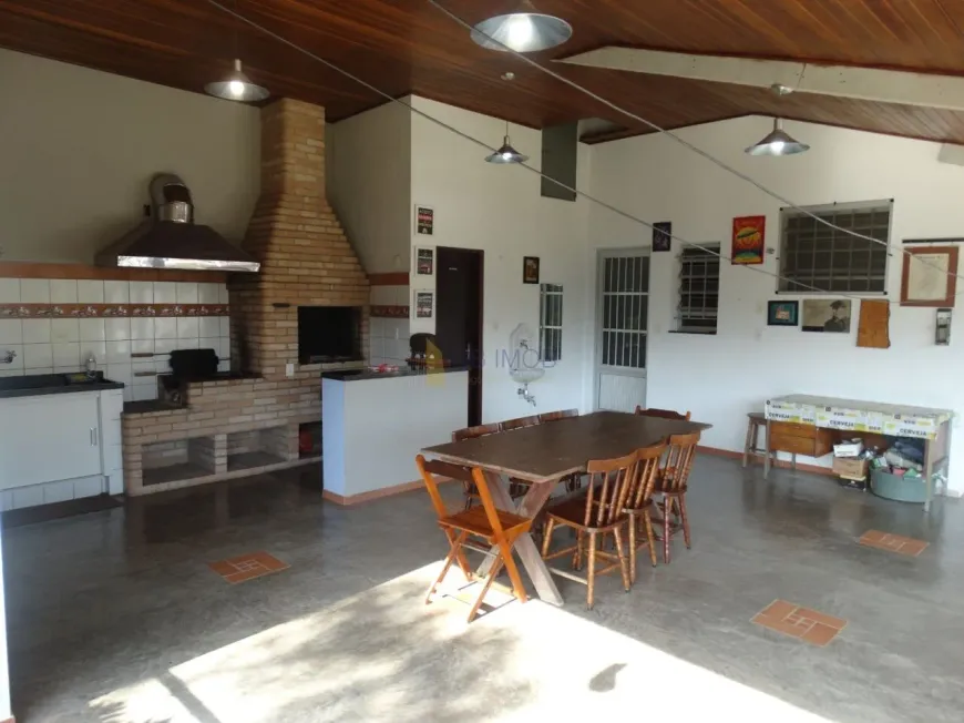 Foto 1 de Fazenda/Sítio com 4 Quartos à venda, 320m² em Caxambú, Jundiaí