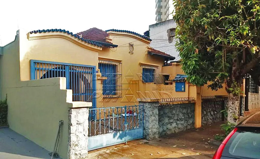 Foto 1 de Casa com 2 Quartos para alugar, 120m² em Centro, Ribeirão Preto