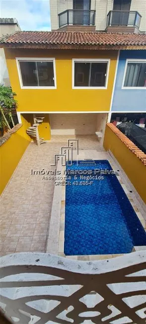 Foto 1 de Sobrado com 4 Quartos à venda, 207m² em Balneario Itaguai, Mongaguá