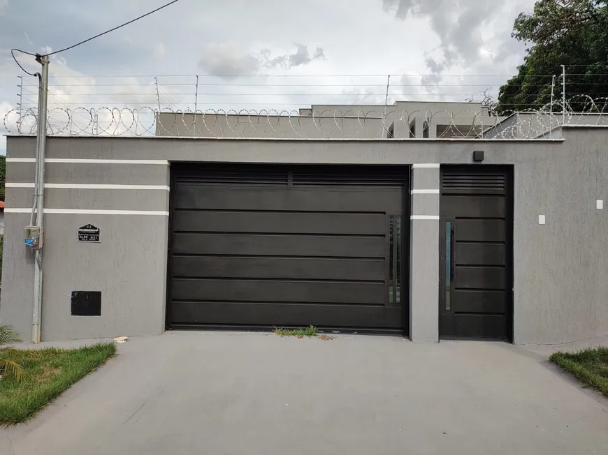 Foto 1 de Casa com 3 Quartos à venda, 157m² em Vila Rosa, Goiânia