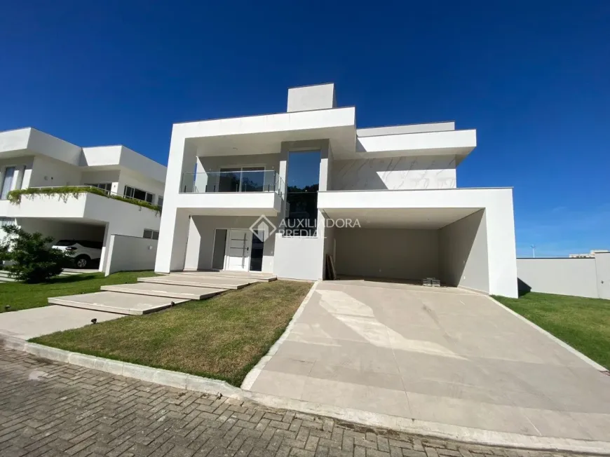 Foto 1 de Casa de Condomínio com 4 Quartos à venda, 400m² em Ingleses do Rio Vermelho, Florianópolis