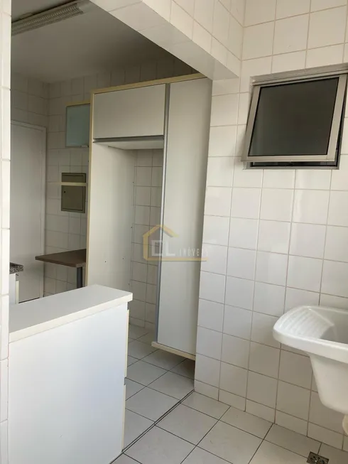 Foto 1 de Apartamento com 3 Quartos à venda, 77m² em Jerumenha, Londrina