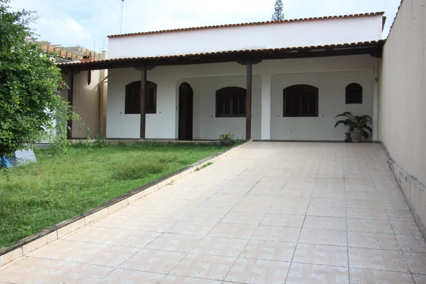 Foto 1 de Casa com 4 Quartos à venda, 160m² em Espirito Santo, Betim