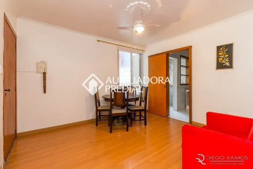 Foto 1 de Apartamento com 1 Quarto à venda, 48m² em Praia de Belas, Porto Alegre