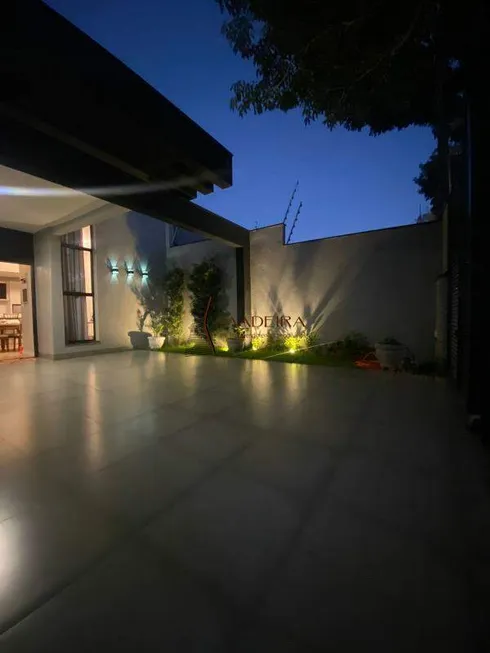 Foto 1 de Casa com 3 Quartos à venda, 99m² em Jardim Italia II, Maringá