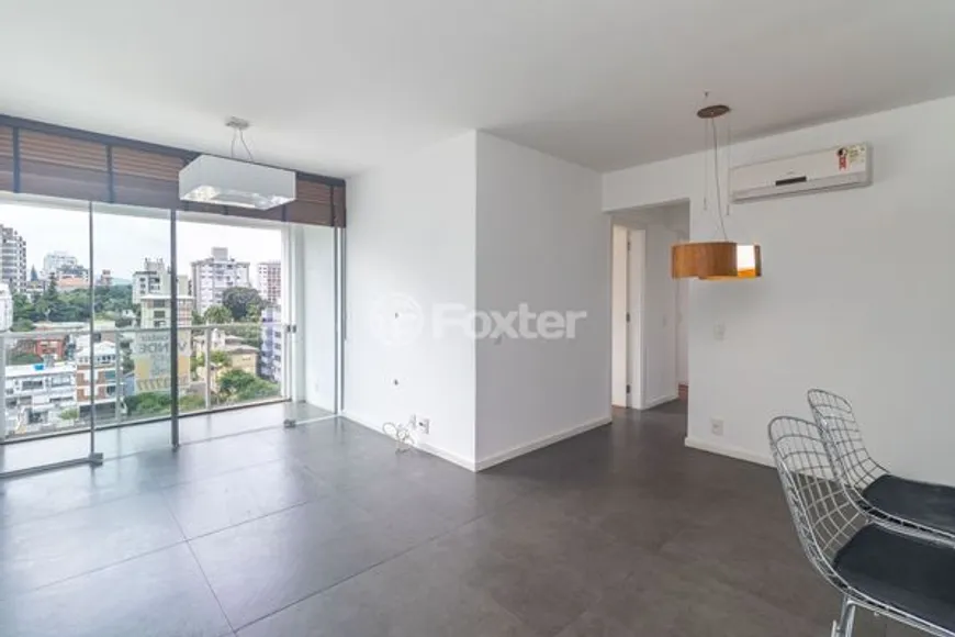 Foto 1 de Apartamento com 3 Quartos à venda, 86m² em Petrópolis, Porto Alegre