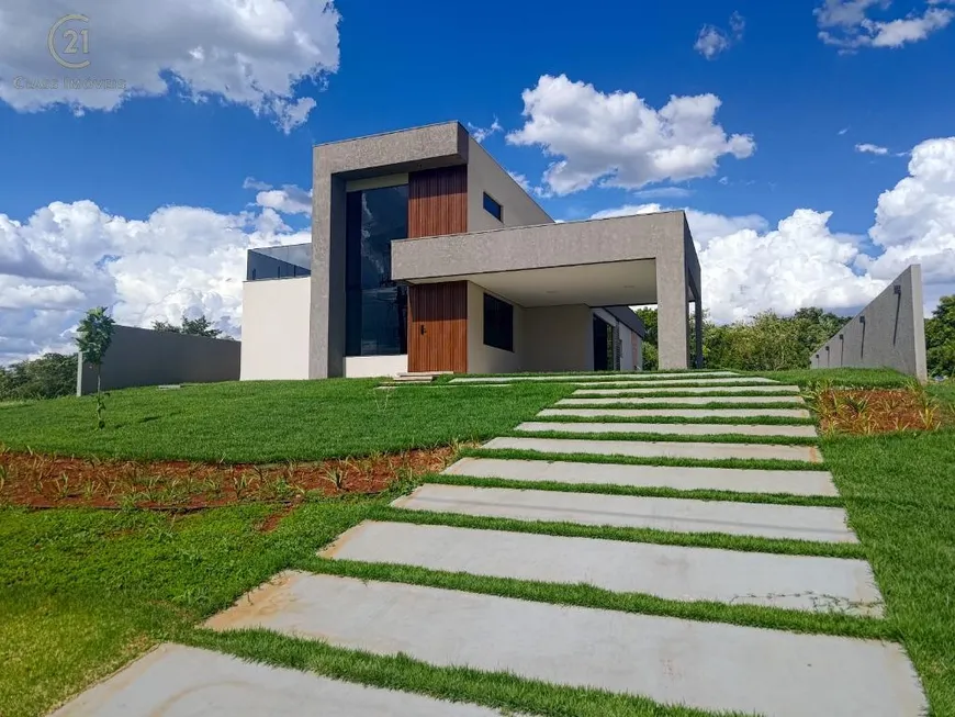 Foto 1 de Casa de Condomínio com 4 Quartos à venda, 260m² em Rodovia, Sertanópolis