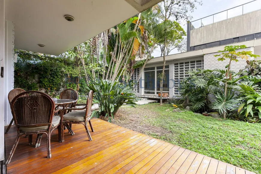 Foto 1 de Casa com 5 Quartos à venda, 465m² em Jardim Europa, São Paulo