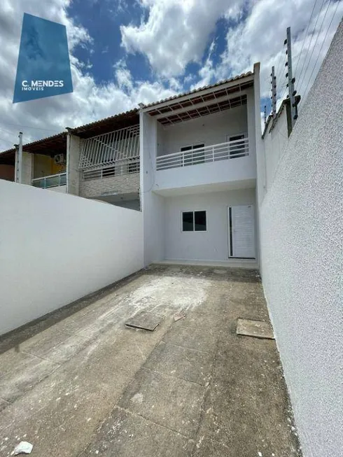 Foto 1 de Casa com 2 Quartos à venda, 83m² em Cágado, Maracanaú