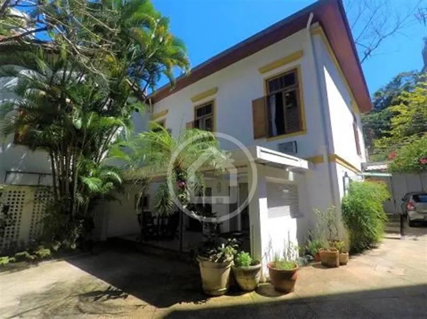 Foto 1 de Casa com 4 Quartos à venda, 400m² em Gávea, Rio de Janeiro