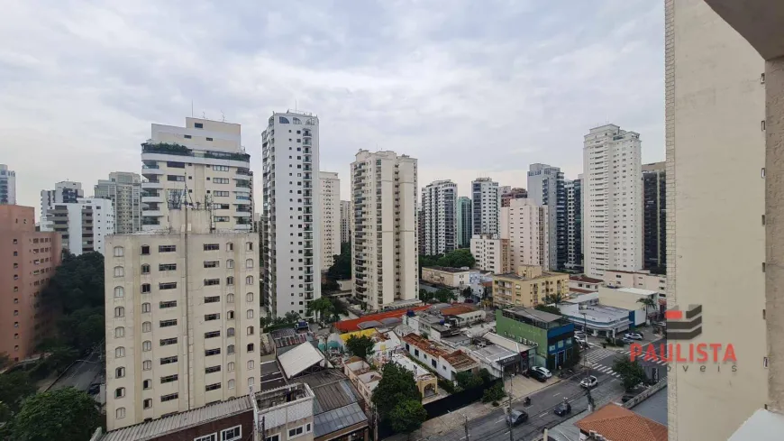 Foto 1 de Apartamento com 3 Quartos à venda, 86m² em Moema, São Paulo
