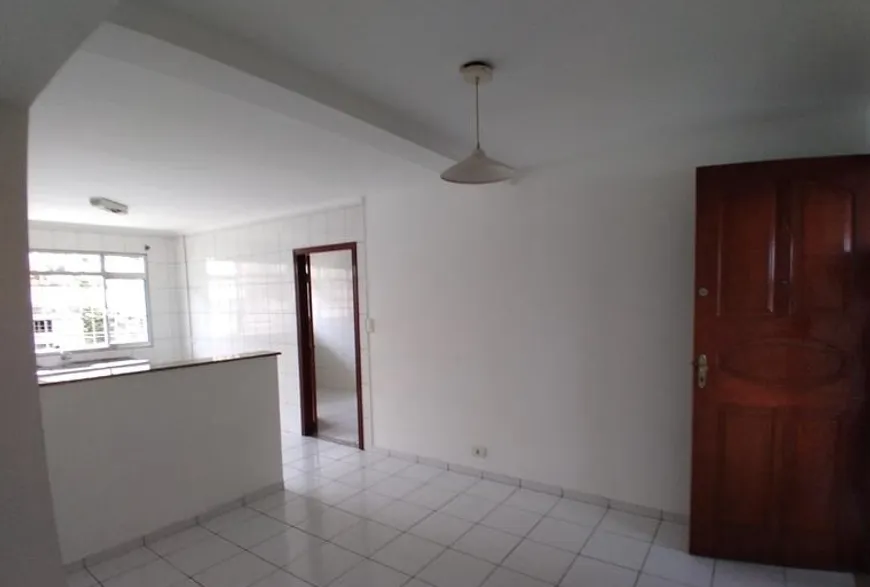 Foto 1 de Apartamento com 2 Quartos para alugar, 50m² em Vila Roque, São Paulo