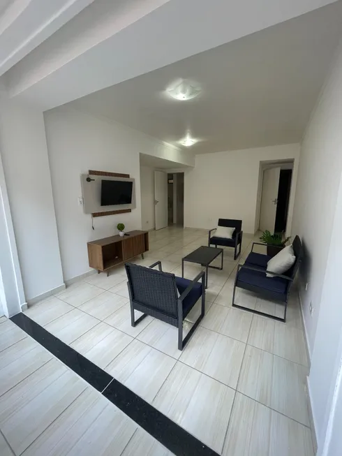 Foto 1 de Apartamento com 2 Quartos à venda, 77m² em Ponta Verde, Maceió
