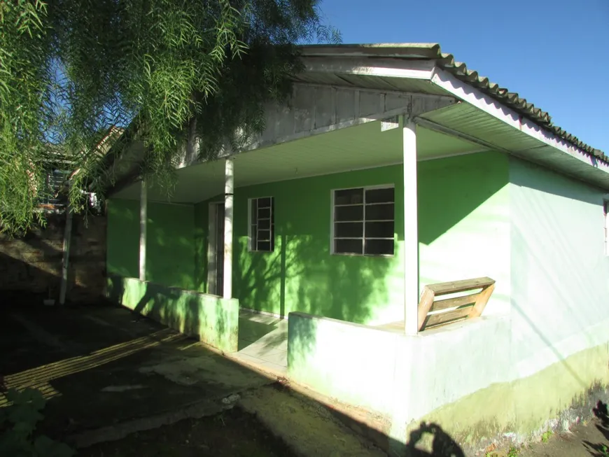 Foto 1 de Casa com 2 Quartos à venda, 35m² em Periquitos, Ponta Grossa