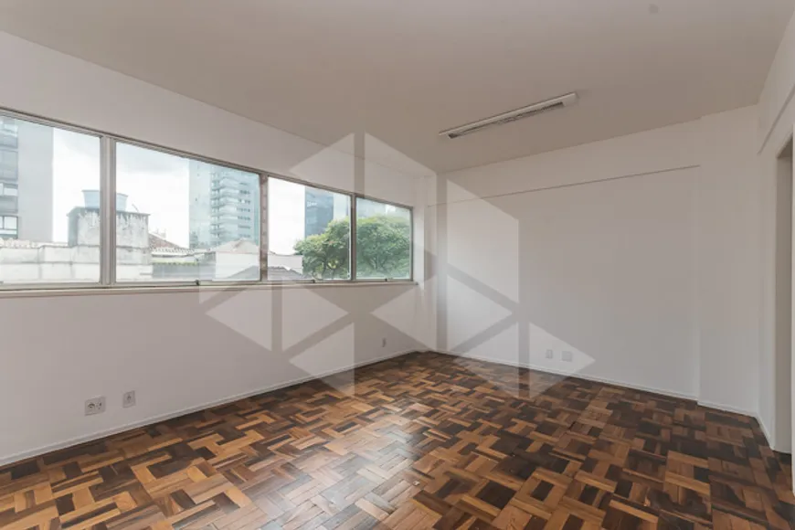 Foto 1 de Sala Comercial para alugar, 40m² em Independência, Porto Alegre