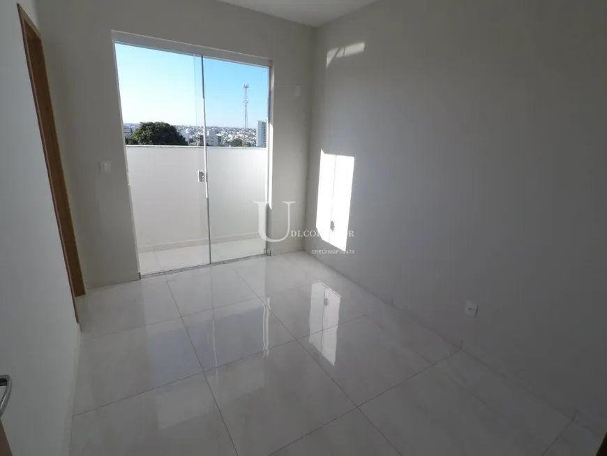 Foto 1 de Apartamento com 2 Quartos à venda, 48m² em Santa Mônica, Uberlândia