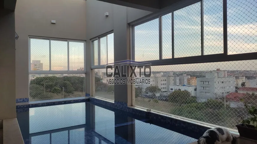 Foto 1 de Cobertura com 1 Quarto à venda, 227m² em Santa Mônica, Uberlândia