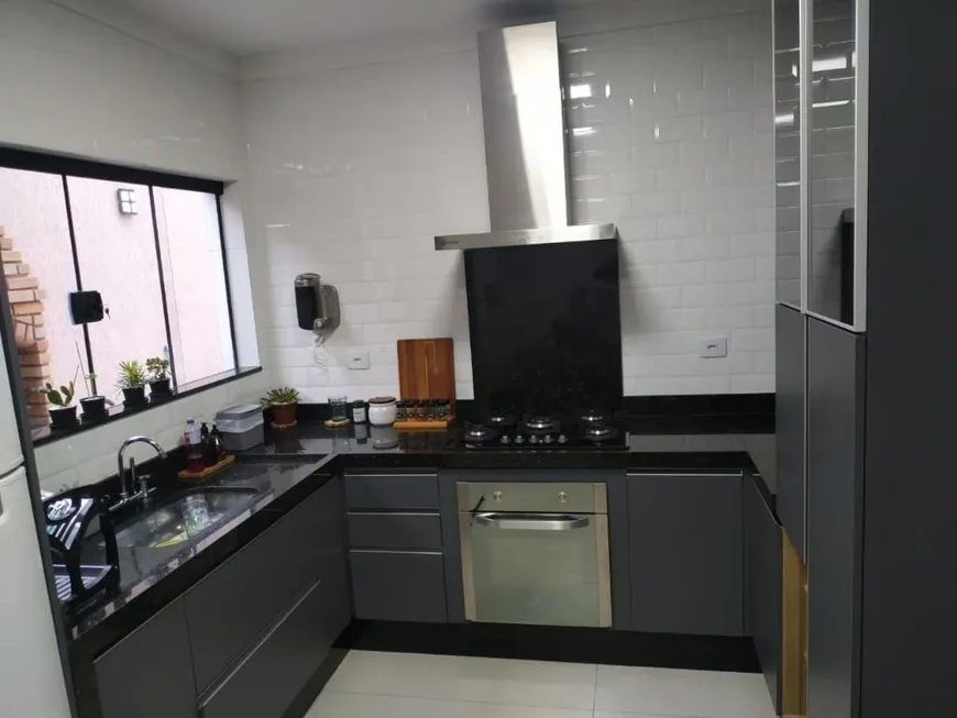 Foto 1 de Sobrado com 3 Quartos à venda, 110m² em Vila Macedopolis, São Paulo