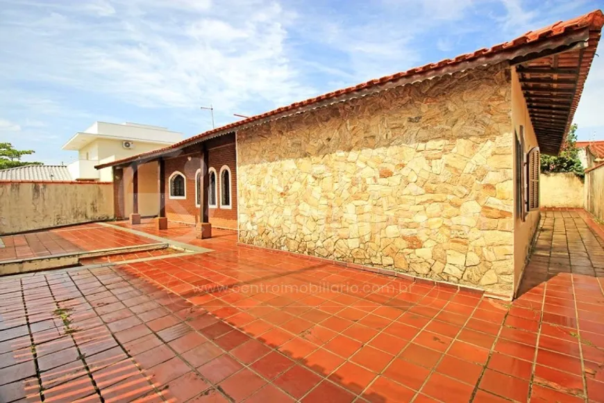 Foto 1 de Casa com 3 Quartos à venda, 150m² em Nova Peruíbe, Peruíbe