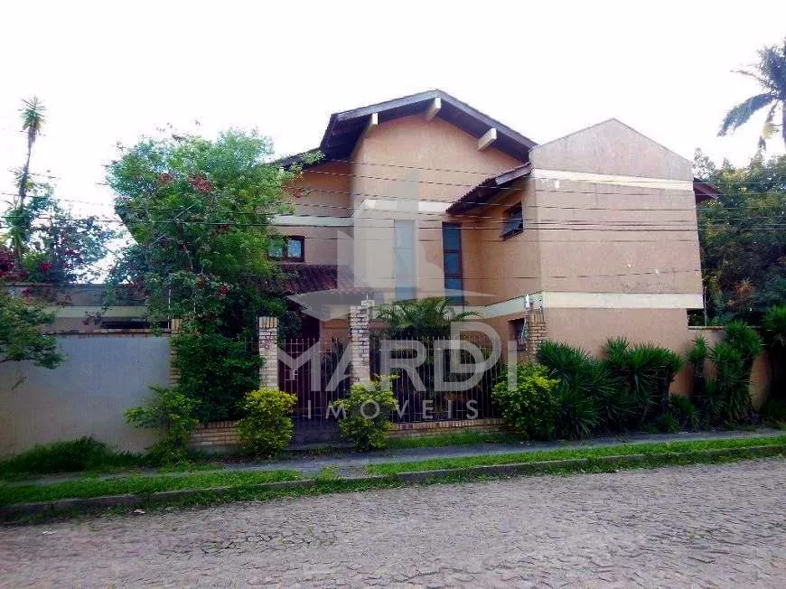 Foto 1 de Casa com 3 Quartos à venda, 220m² em Tristeza, Porto Alegre