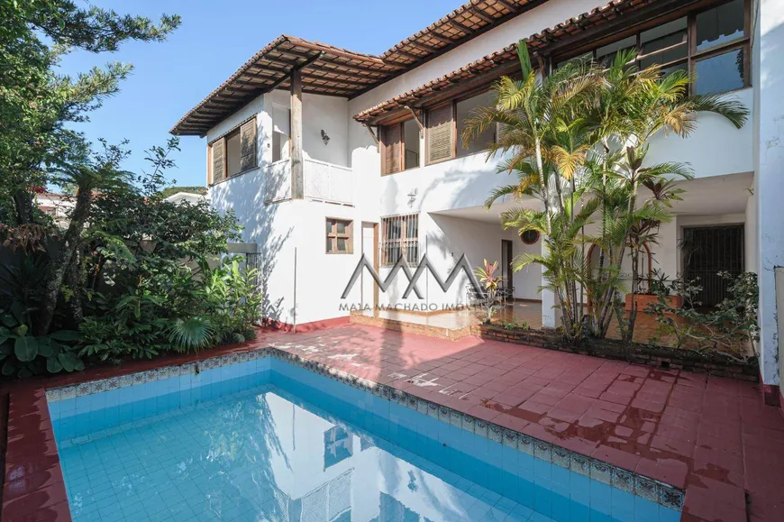 Foto 1 de Casa com 4 Quartos à venda, 324m² em Belvedere, Belo Horizonte