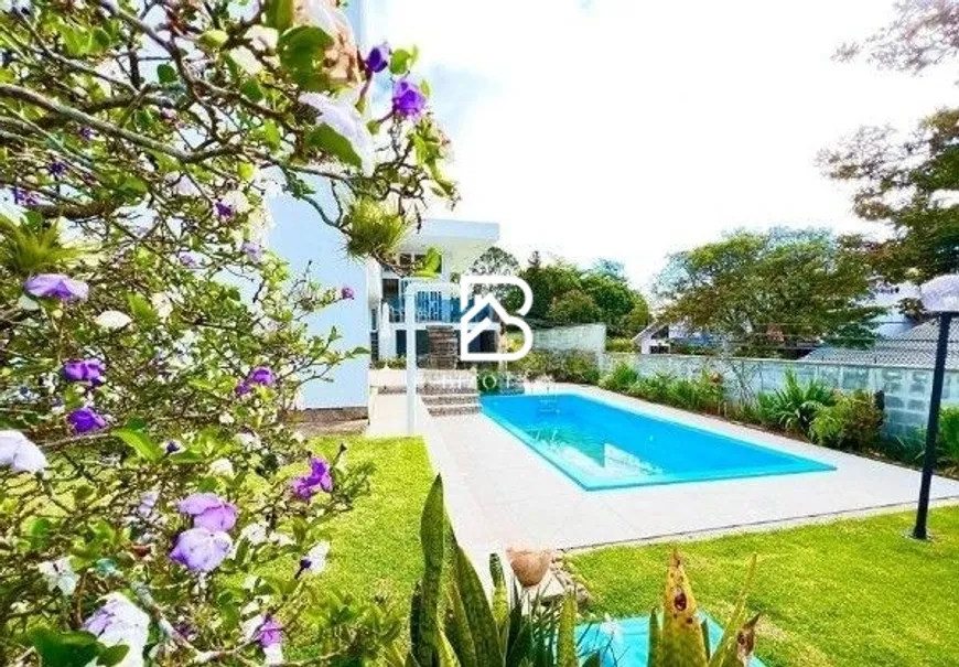 Foto 1 de Casa com 4 Quartos à venda, 308m² em Bom Abrigo, Florianópolis