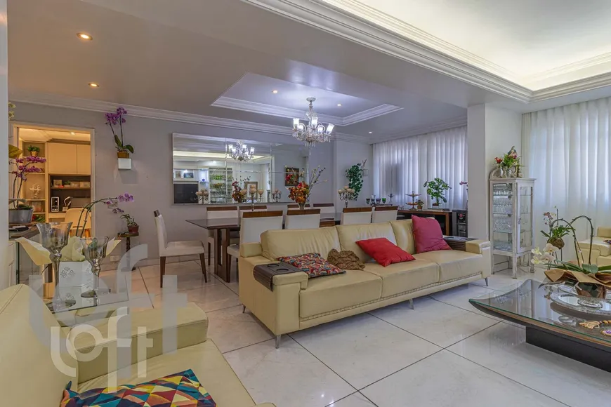 Foto 1 de Apartamento com 4 Quartos à venda, 197m² em Sion, Belo Horizonte