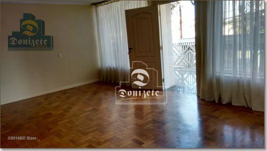 Foto 1 de Casa com 4 Quartos à venda, 236m² em Campestre, Santo André