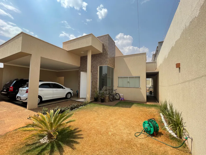 Foto 1 de Casa com 3 Quartos à venda, 154m² em Residencial Campos Eliseos, Rio Verde