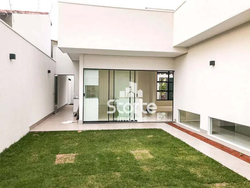 Foto 1 de Casa com 3 Quartos à venda, 138m² em Jardim Botânico, Uberlândia