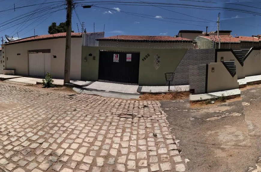 Foto 1 de Casa com 3 Quartos à venda, 80m² em Santa Delmira, Mossoró