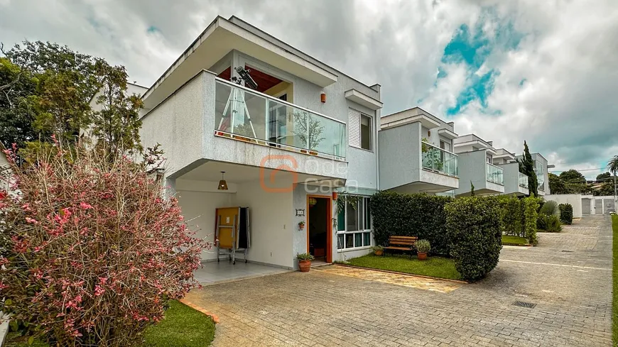 Foto 1 de Casa de Condomínio com 3 Quartos à venda, 180m² em Garças, Belo Horizonte