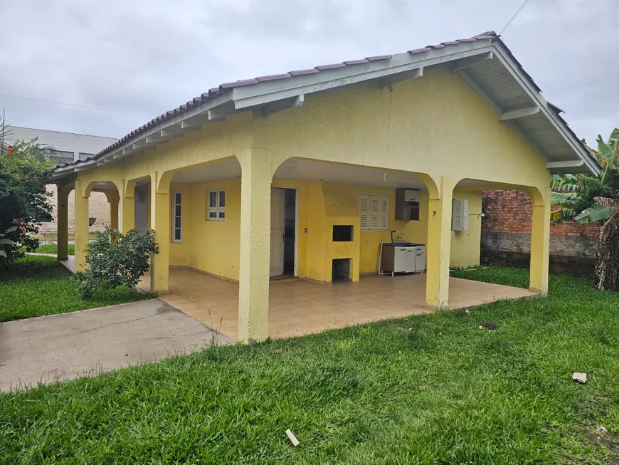 Foto 1 de Casa com 3 Quartos à venda, 130m² em Jardim Beira-Mar, Capão da Canoa