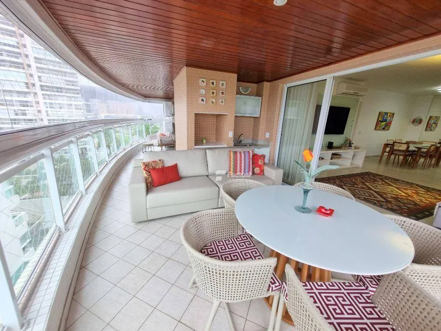 Foto 1 de Apartamento com 4 Quartos à venda, 171m² em Balneário Cidade Atlântica , Guarujá
