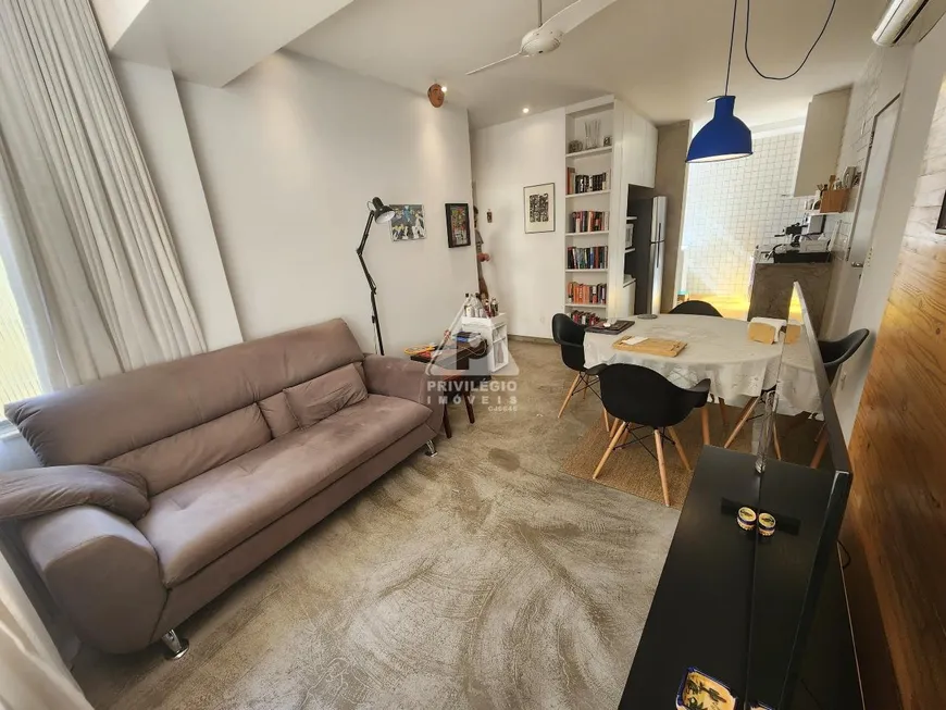 Foto 1 de Apartamento com 2 Quartos à venda, 61m² em Botafogo, Rio de Janeiro