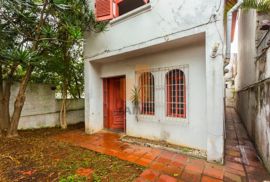 Foto 1 de Sobrado com 3 Quartos à venda, 140m² em Cerqueira César, São Paulo