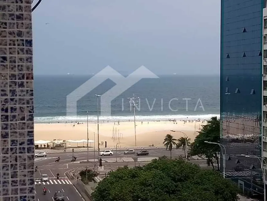 Foto 1 de Kitnet com 1 Quarto à venda, 30m² em Copacabana, Rio de Janeiro
