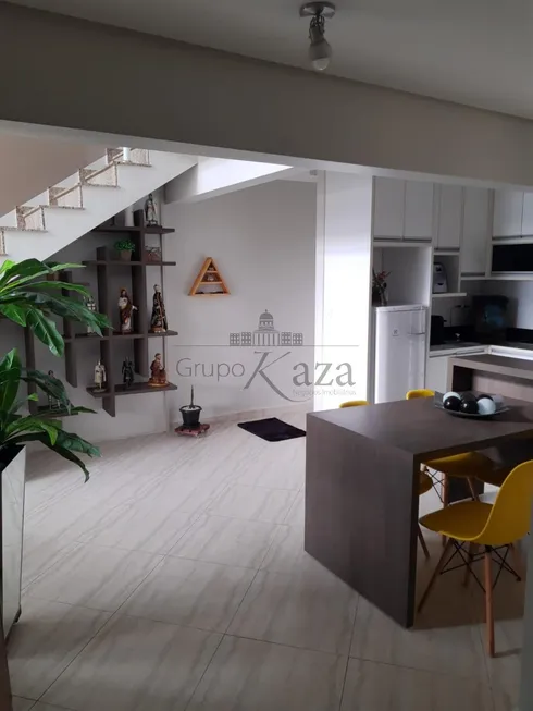 Foto 1 de Apartamento com 3 Quartos para alugar, 211m² em Parque Industrial, São José dos Campos
